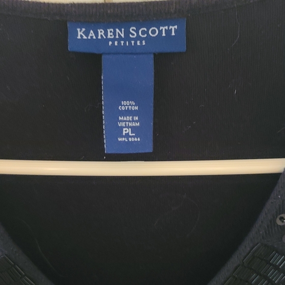 Shirts - Picture 6 of 11